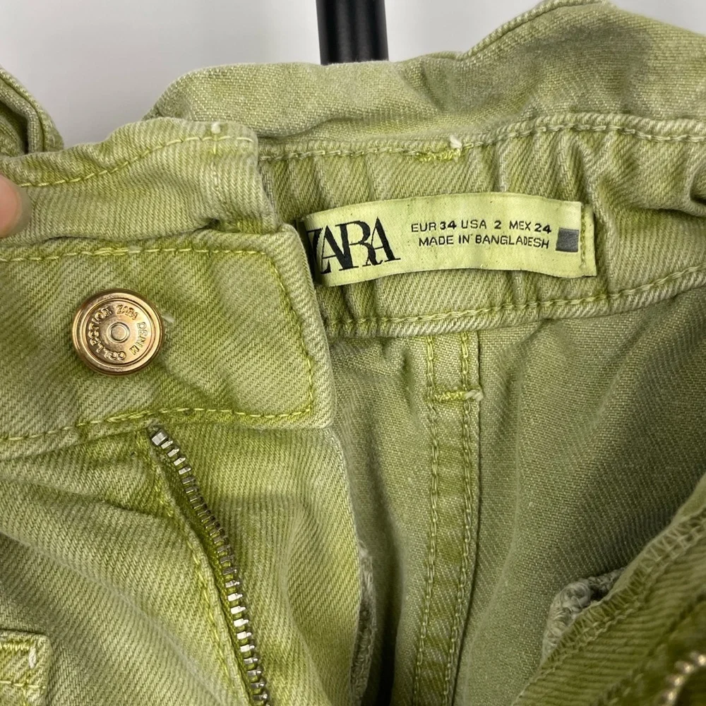 Zara Green Denim Baggy‎ Paperbag Raw Hem Shorts with Belt